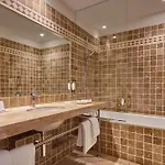Hotel De Bourgtheroulde, Autograph Collection 5*