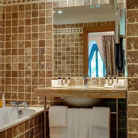 Hotell De Bourgtheroulde, Autograph Collection