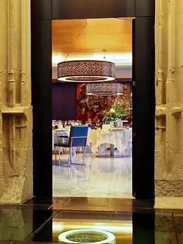 De Bourgtheroulde, Autograph Collection