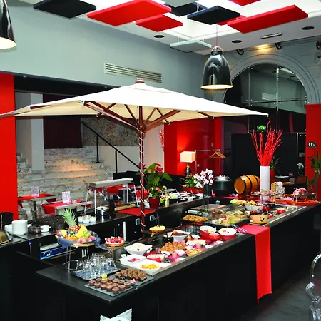 Hotel De Bourgtheroulde, Autograph Collection