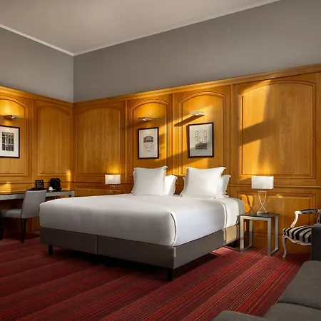 De Bourgtheroulde, Autograph Collection Rouen