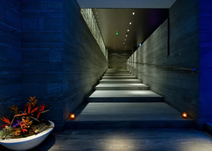 Hotel De Bourgtheroulde, Autograph Collection 5*