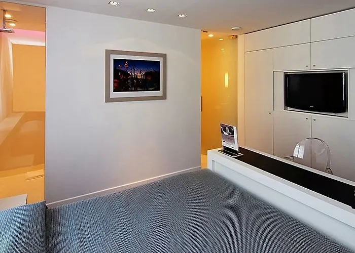 Hotel De Bourgtheroulde, Autograph Collection 5*